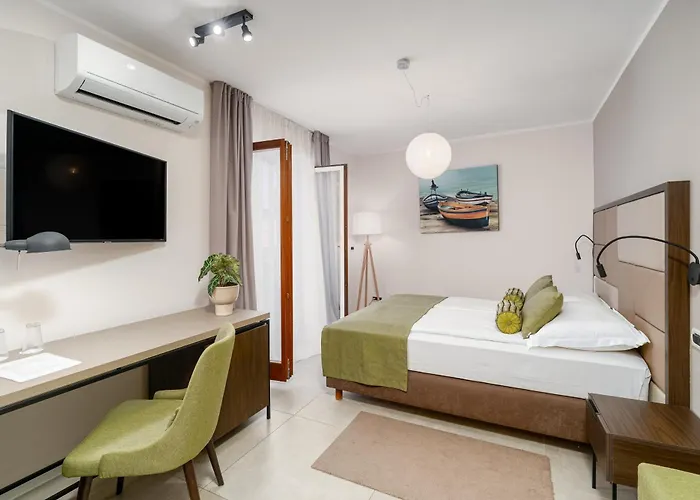 Al Porto - New! Bed & Breakfast Novigrad Istria